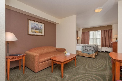 Days Inn by Wyndham Manitou Springs image 28