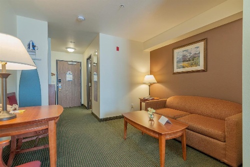 Days Inn by Wyndham Manitou Springs image 29