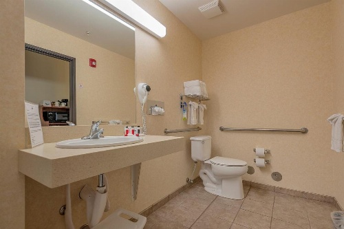 Days Inn by Wyndham Manitou Springs image 34